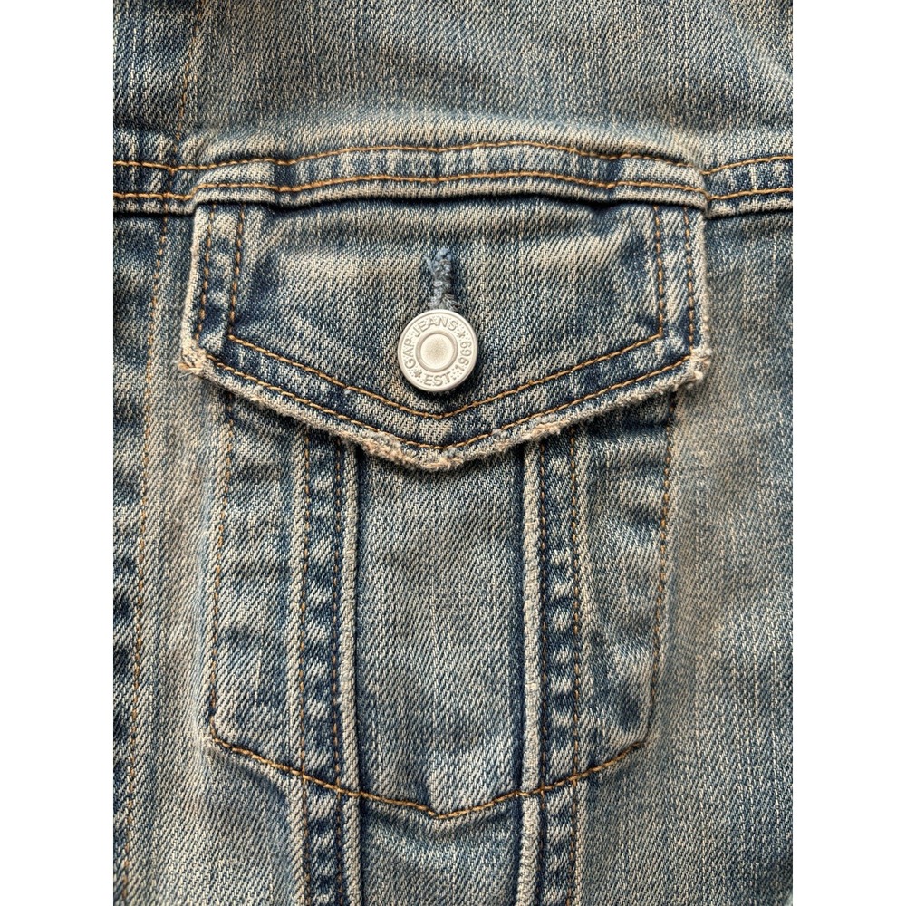 GAP Women's Medium Wash Stretch Long Sleeve Button Up Distressed Jean Jacket - S - Picture 4 of 11